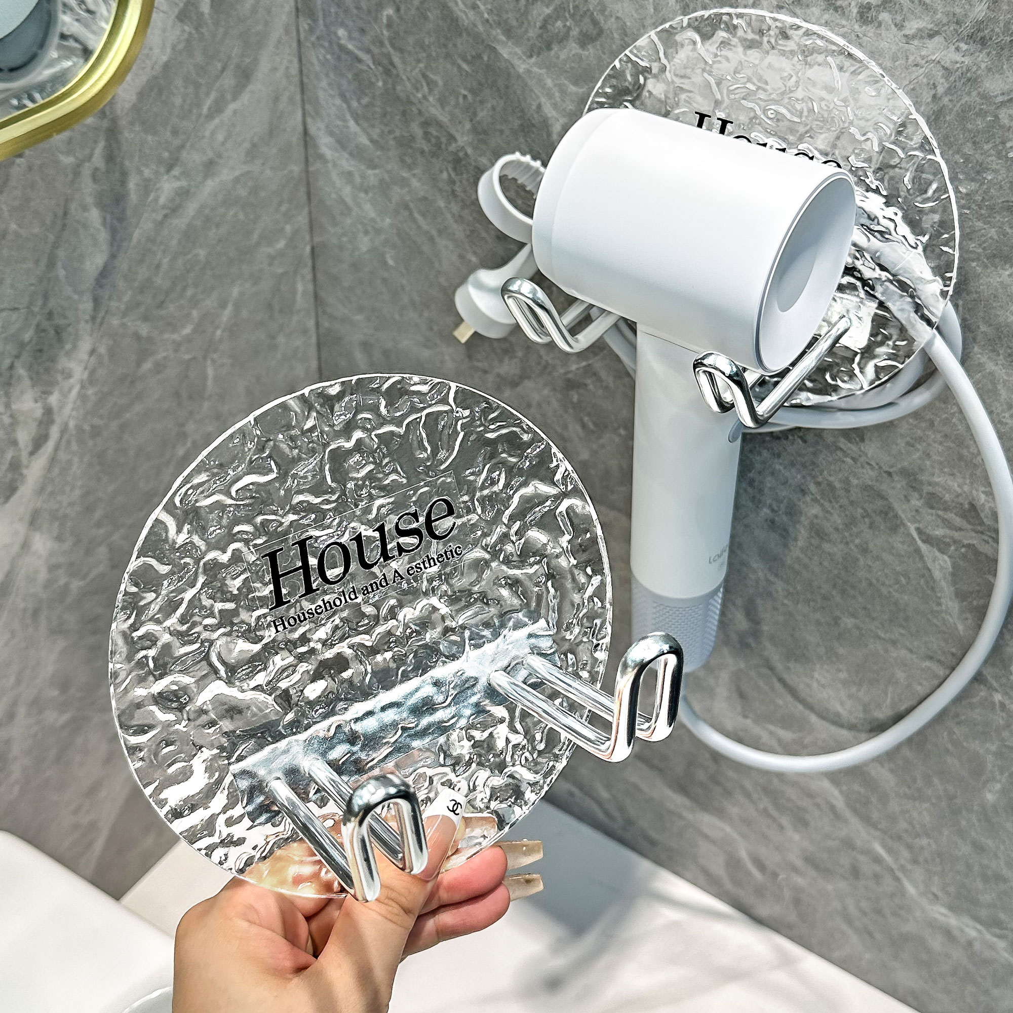 化妆室吹风机置物架子浴室壁挂式免打孔挂架徕芬吹风机筒收纳支架