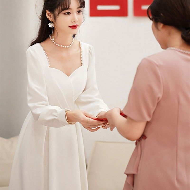 登记领证小白裙简约礼服新娘订婚轻婚纱日常可穿小个子中长款裙子