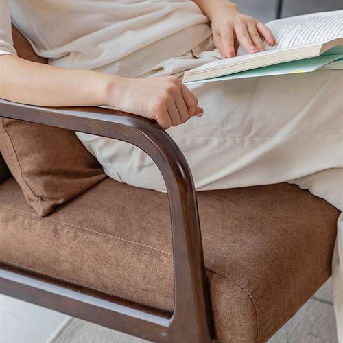 简约休闲单人沙发椅咖啡厅奶茶甜品酒店餐饮实木接待洽谈桌椅组合