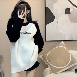 长袖t恤女秋冬洋气内q搭打底衫磨毛加厚秋冬宽松中长款插肩袖上衣