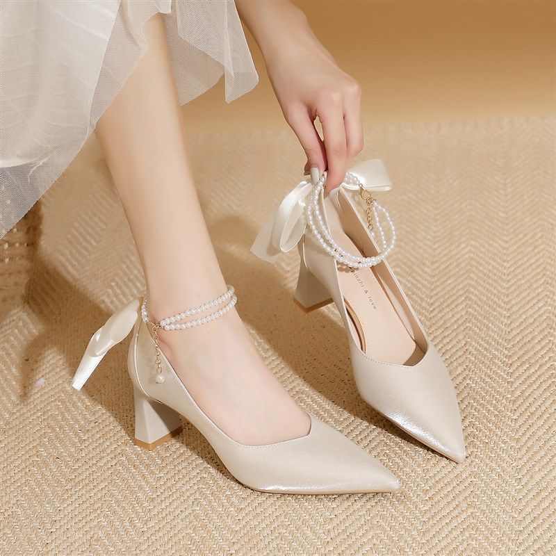 主婚纱婚鞋尖头高跟鞋粗跟单鞋女2024新款珍珠丝带白色伴娘新娘鞋,女鞋,婚鞋,淘宝优惠券,粉丝福利购,淘宝优惠卷