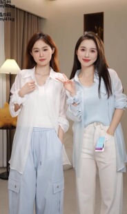 宽松内搭长袖 甜美白色娃娃领衬衫 法式 上衣 小四专享