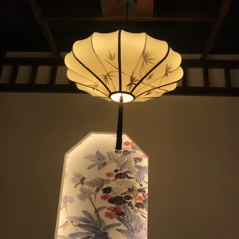 中式飞碟布艺吊灯饭店装饰灯水墨画古典灯具中国风仿古手绘红灯笼图片