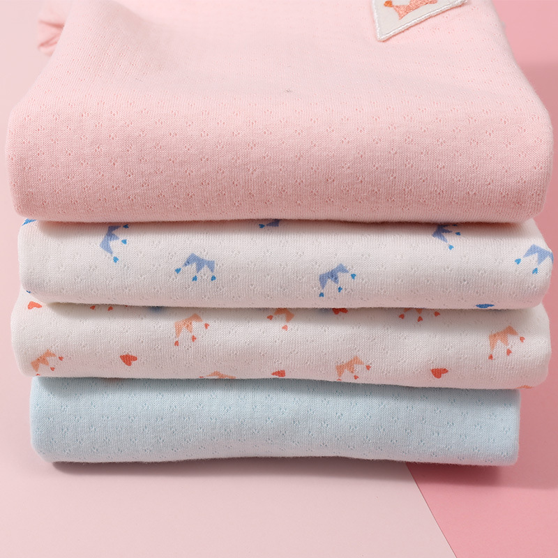 婴儿包屁衣秋冬季皇冠男女宝宝爬服纯棉新生儿包臀衣长袖连体睡衣