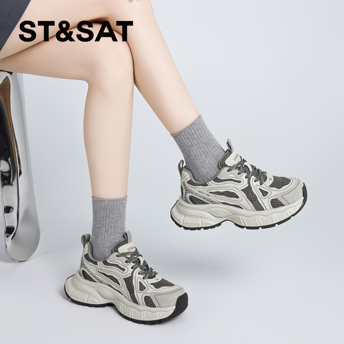 星期六新款时尚厚底老爹鞋