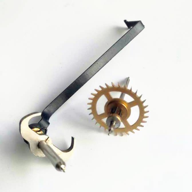 北极星三五机械钟表擒纵轮擒纵叉老式发条座钟挂钟落地钟金属配件