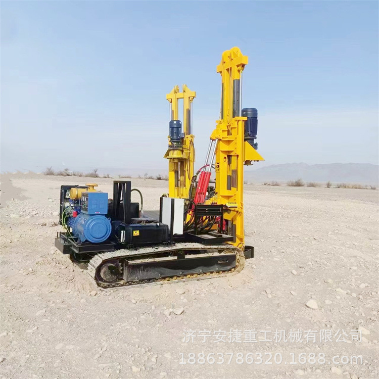 履带式电动光伏打桩机 农村地基螺旋钻孔机 自发电沙漠卵石打桩机