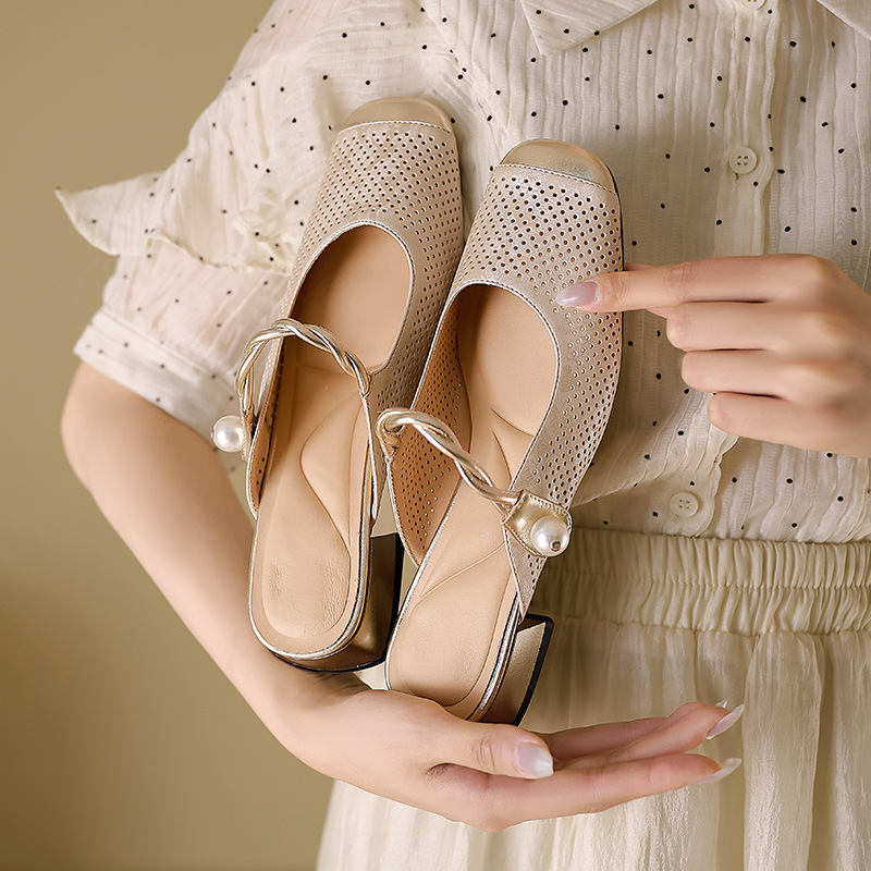 云梦集国风感满满2025夏季新款新中式包头镂空小方头中跟拼接懒人