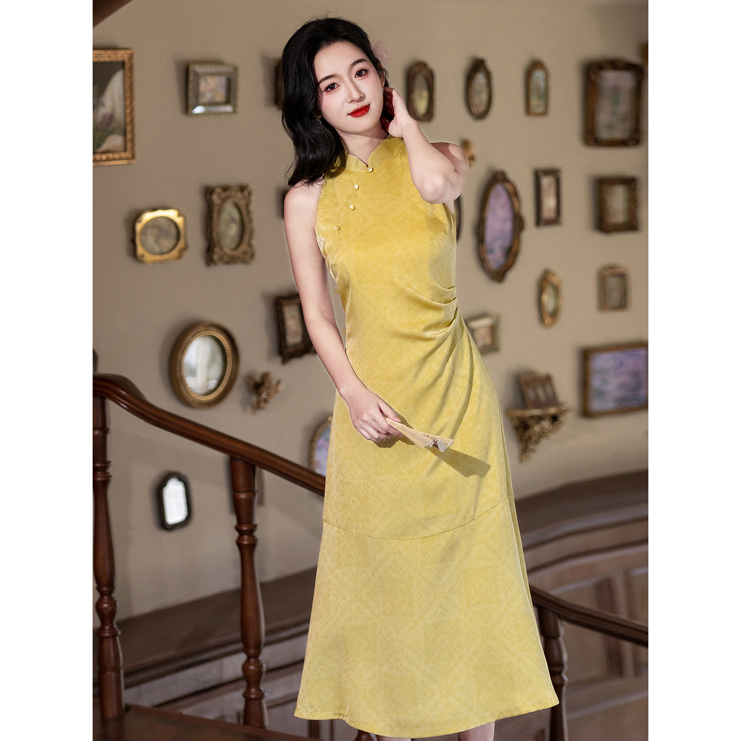 织造局新中式绝美气质无袖挂脖旗袍黄色晨袍喜娘订婚服礼服
