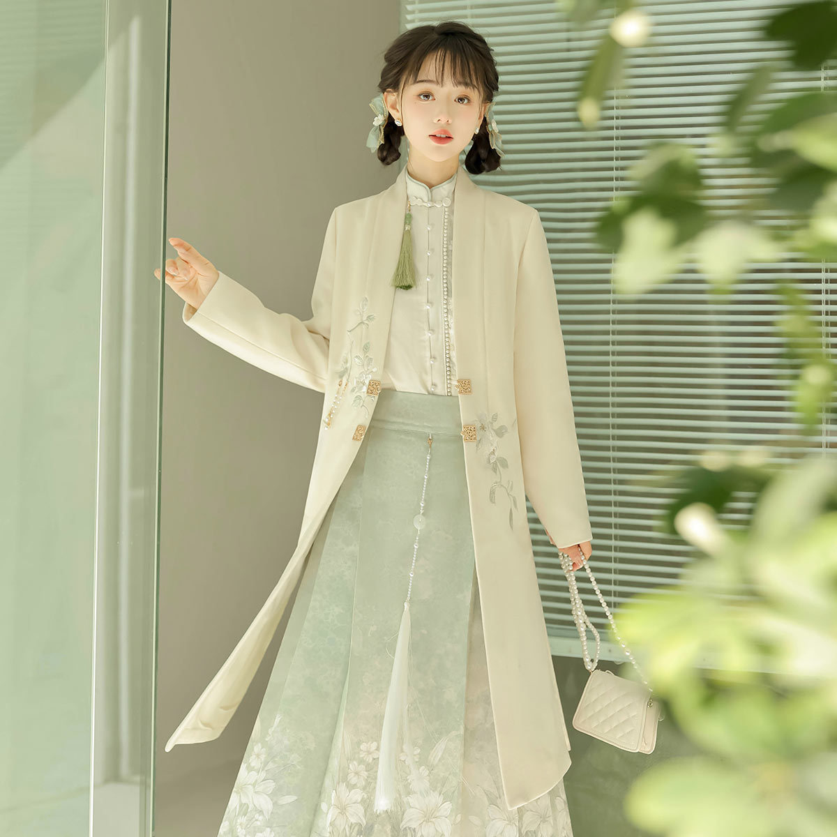 云梦集原创设计暖阳女百搭外套秋冬长款大衣8969