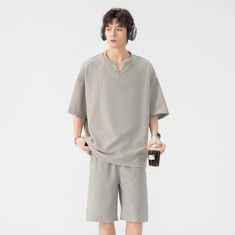 织造局肌理感V领短袖t恤男夏季半袖青少年衣服2026新款男生休