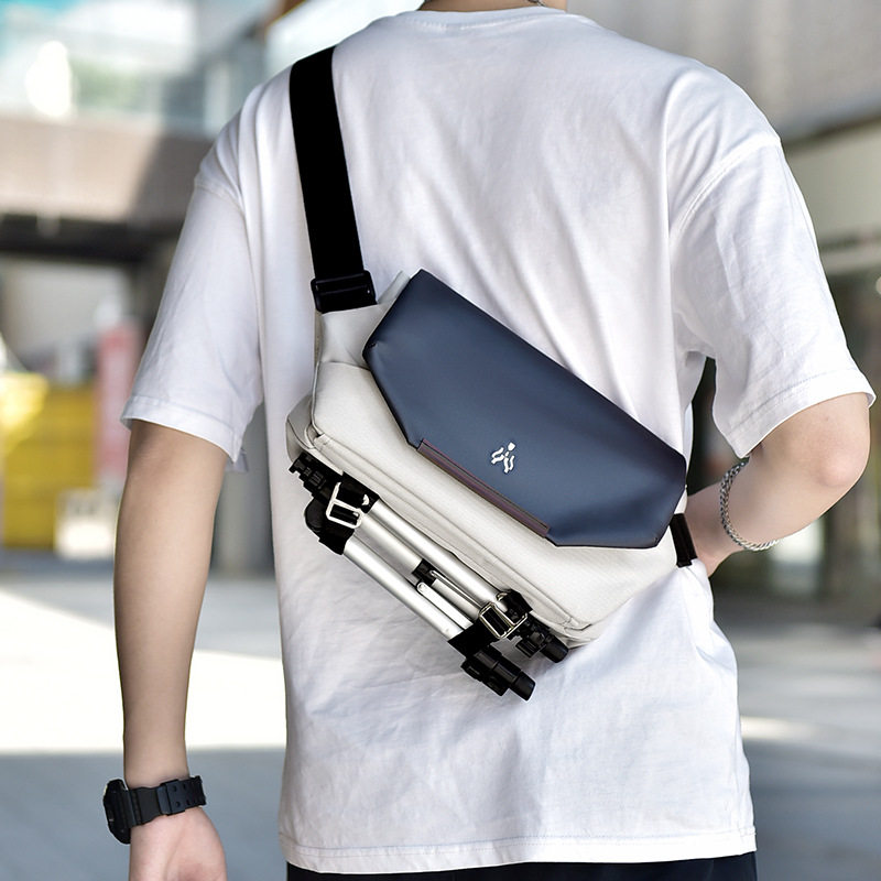 男士2025新款背包斜挎通勤商务出差随身包轻便旅行单肩大容量休闲,箱包皮具/热销女包/男包,时尚帆布包,淘宝优惠券,粉丝福利购,淘宝优惠卷