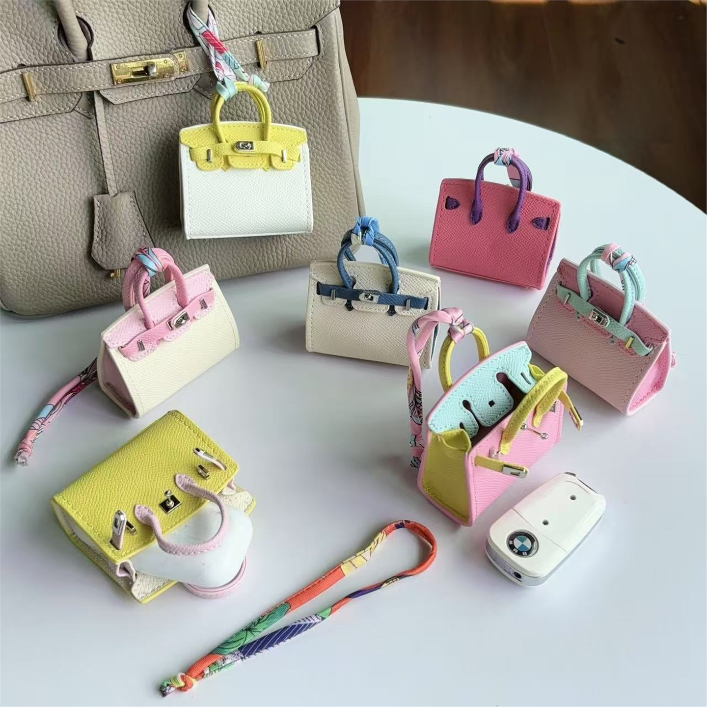 LV&GEDETE官方旗舰店铂金包挂件耳机包包挂饰钥匙扣后视镜小吊饰