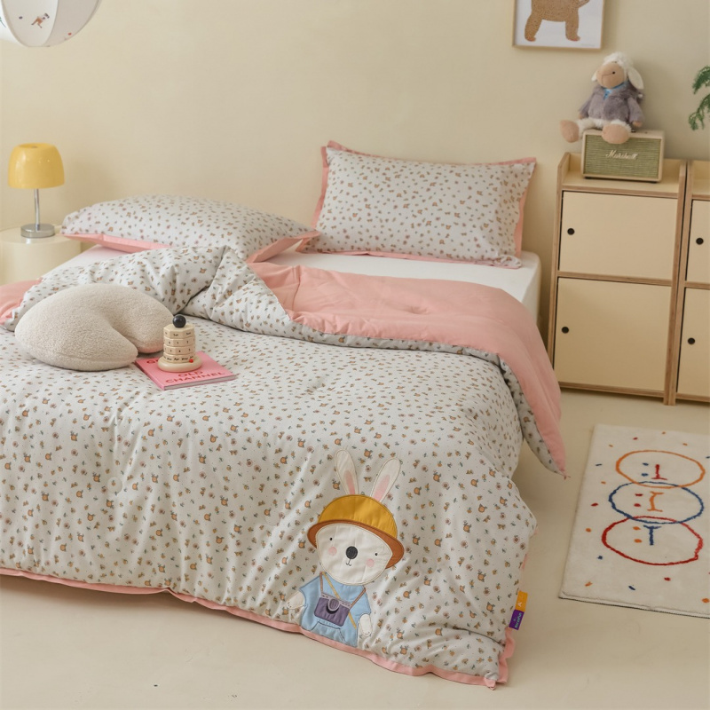 童趣小卡通哆哆兔被芯A类纯棉kan