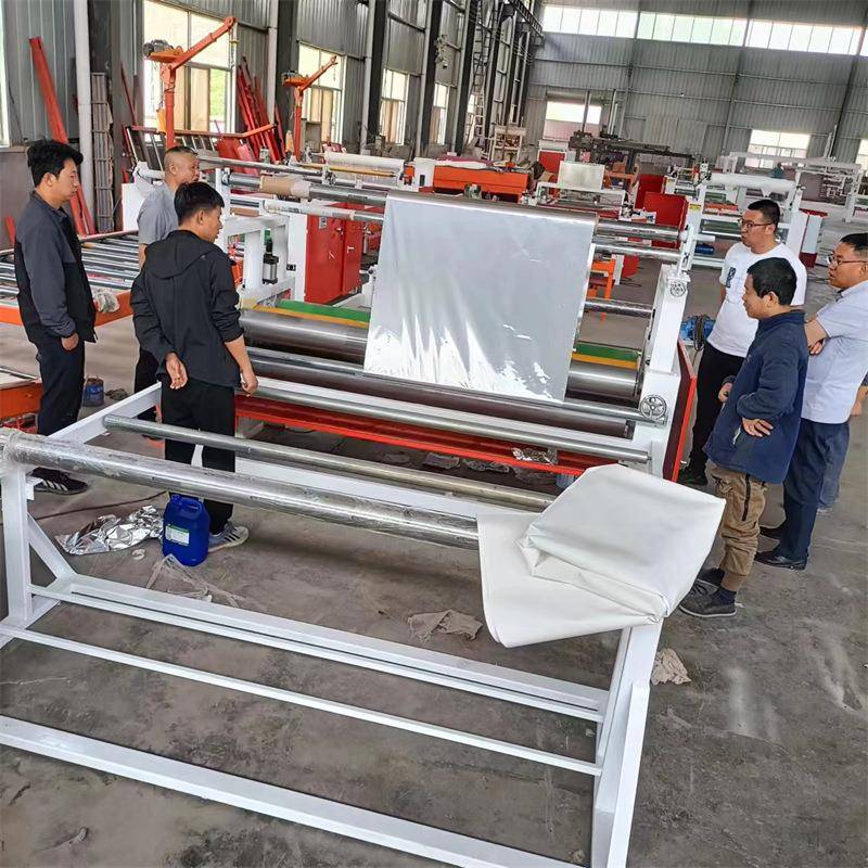 纸箱机纸板贴膜 铝箔膜平贴机贴VC膜复合机P 热隔膜防水膜油性胶