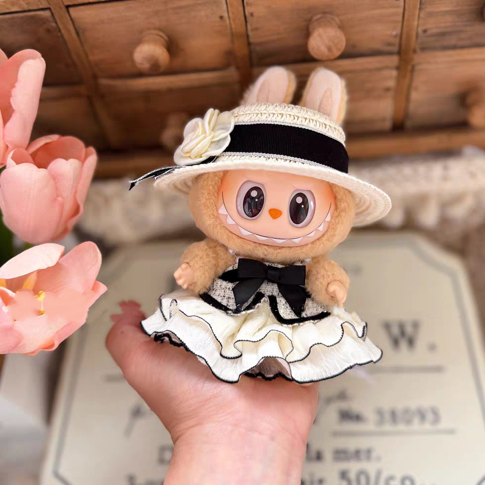 适用labubu衣服眼巴巴拉布布娃衣