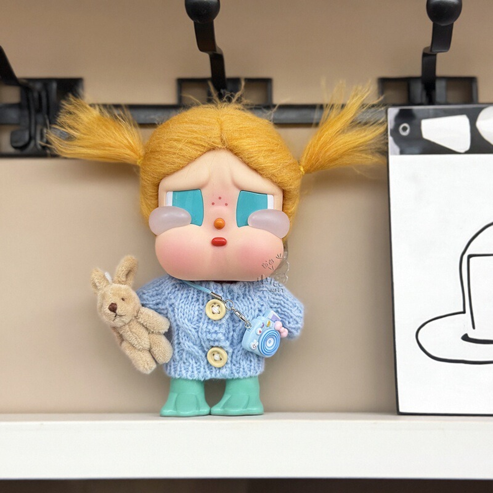 现货CRYBABY哭娃度假毛绒娃衣