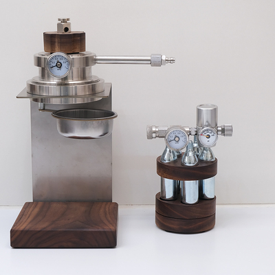 气动咖啡机减压阀二氧化碳co2不锈钢8mm母头16g气瓶阀恒压10bar