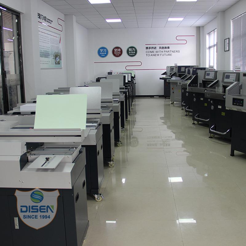 450D纸+精密电切动机高速全自动书器本裁切机修边切纸刀切纸厂家