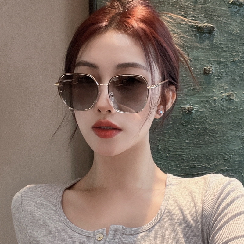 韩版大框茶色偏光遮阳墨镜女款潮圆脸防紫外线开车驾驶太阳眼镜夏