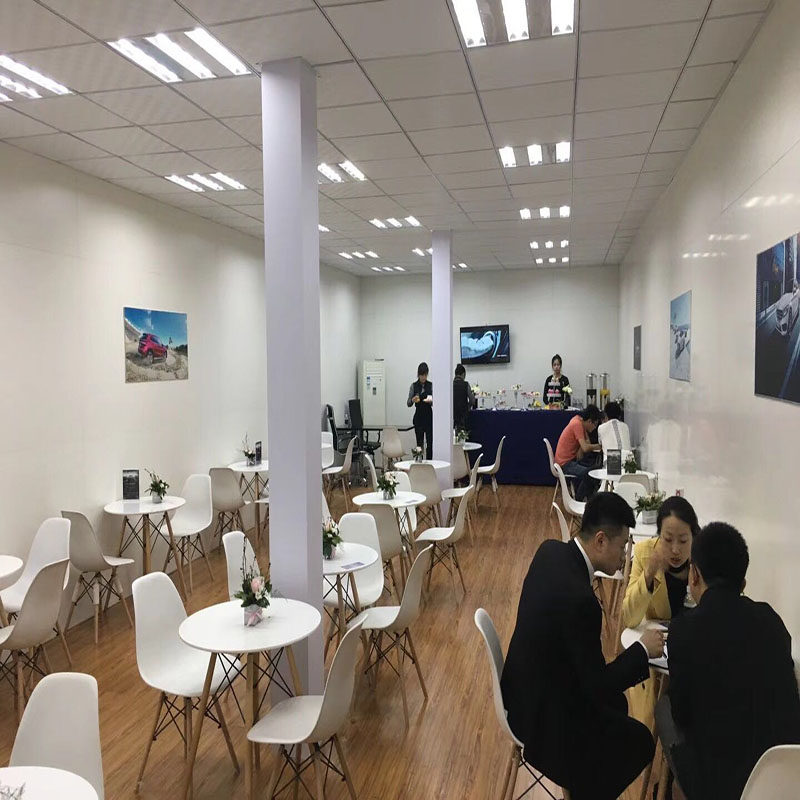 聚氰胺面车展地台板 板光淋油板 加工料封边槽卡条