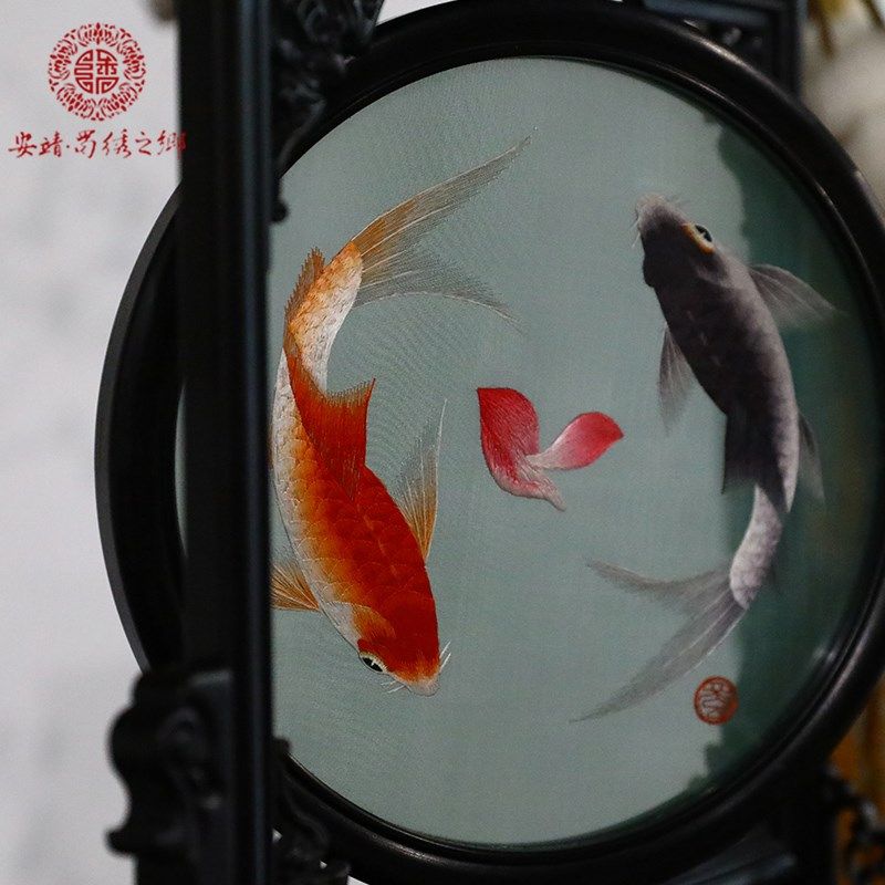 太极锦鲤鱼面绣礼品非遗蜀绣手工刺绣工艺品商务礼品