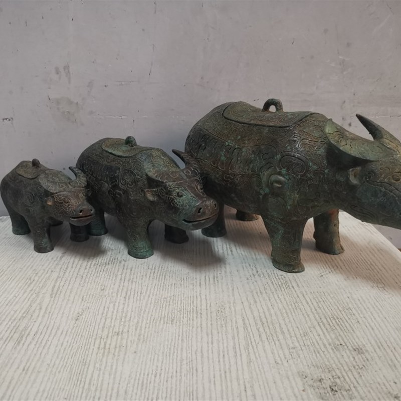 仿古青铜器工艺收藏品亚丑牛尊英爵烟云涧紫器铜莱马柏成