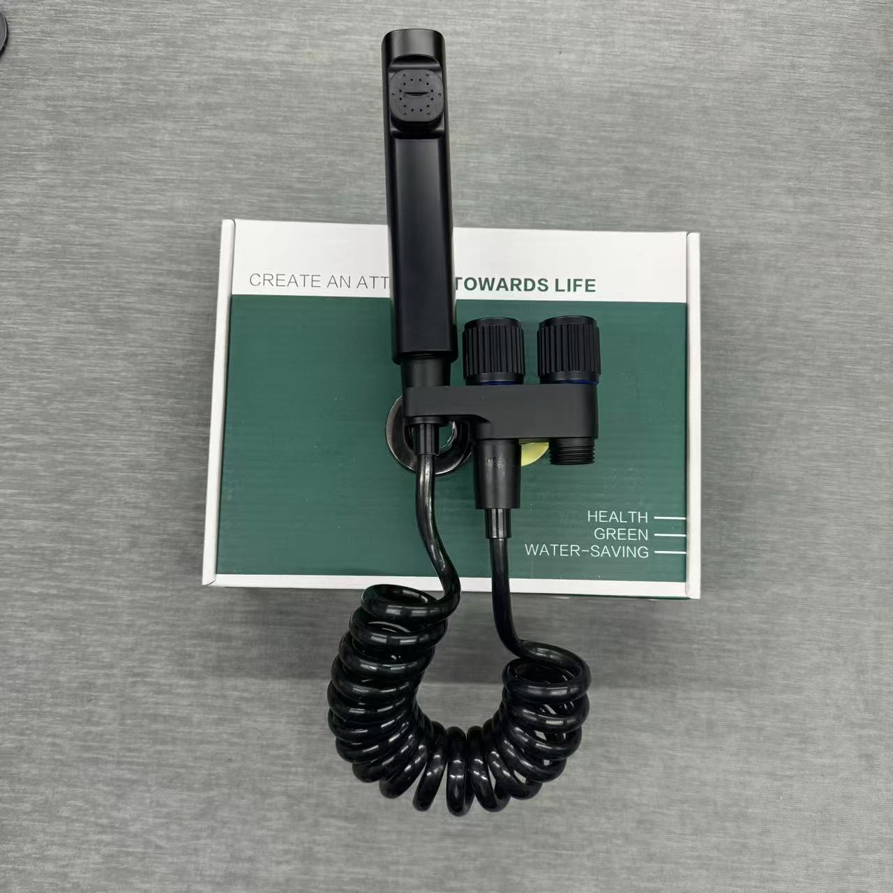 新款马桶喷枪套装一进二出