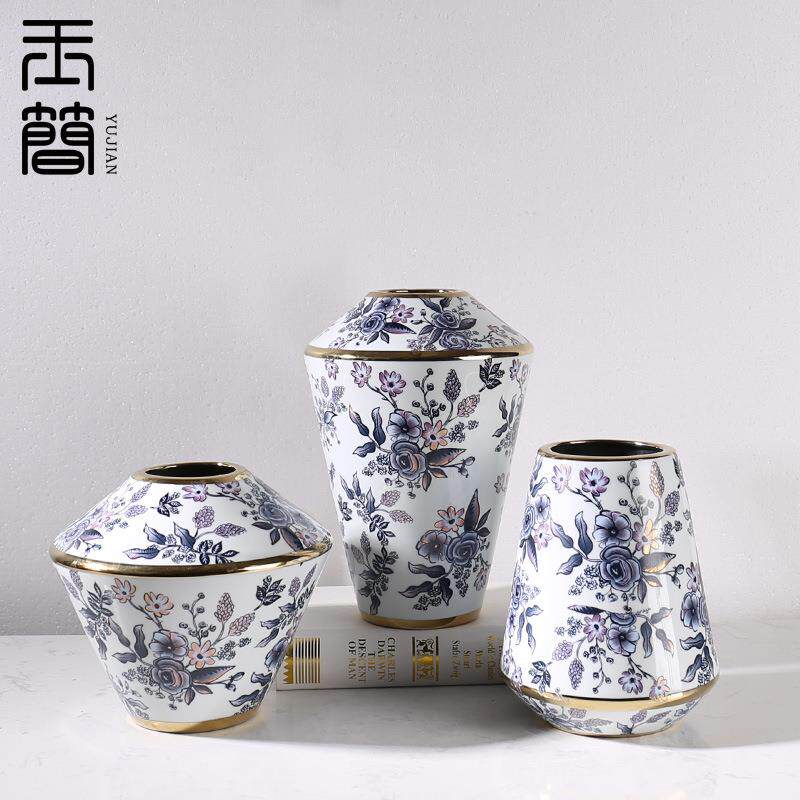 欧式轻奢青花瓷陶瓷花瓶摆件高级感样板房酒店民宿客厅餐桌插花器