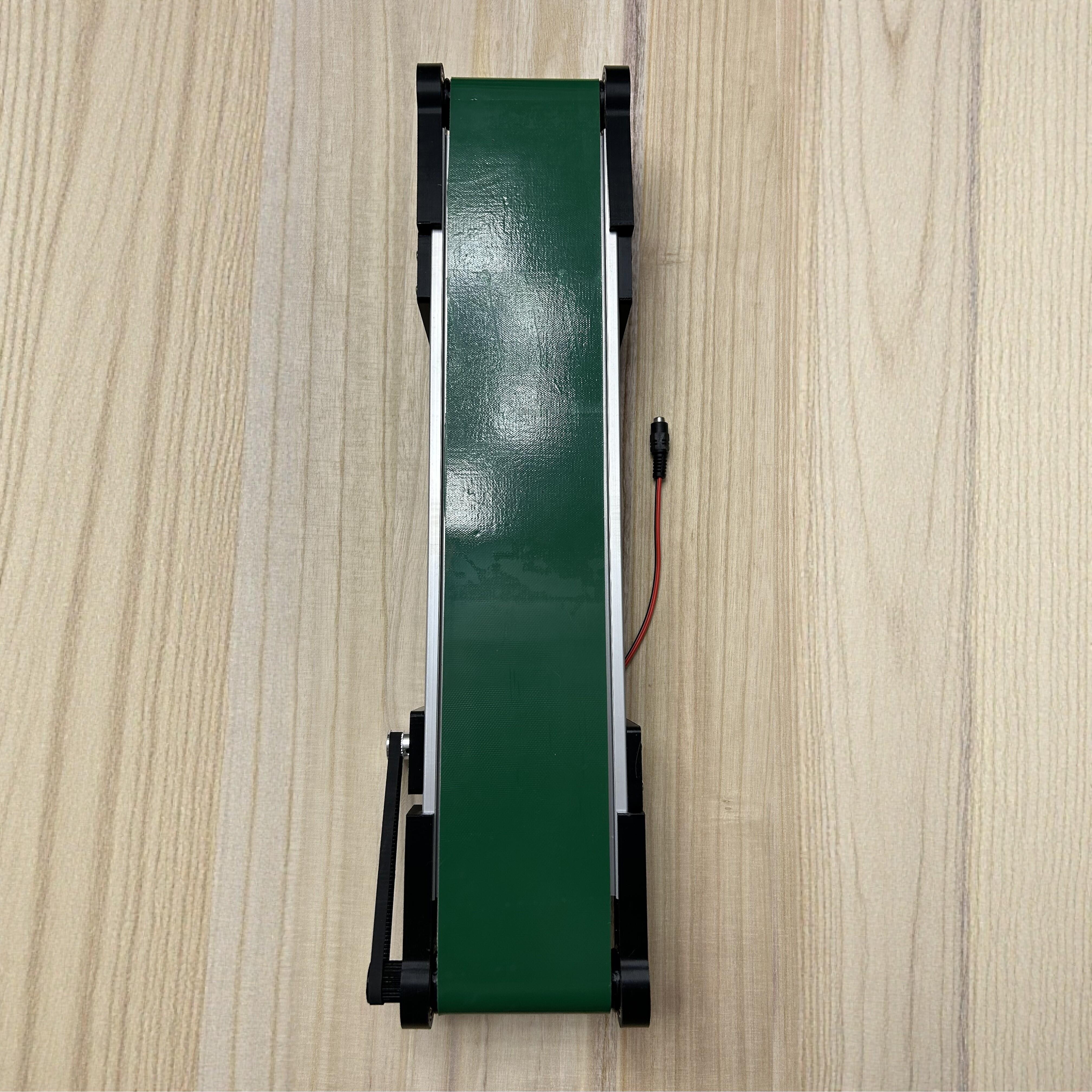 桌面小型输送带输送带DIY输送机带调速插电实验输送带24V减速电机