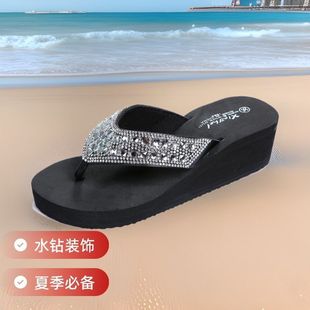 坡跟透气人字拖 拖鞋 女夏水钻凉拖女款 外穿时尚 slippers海边沙滩鞋