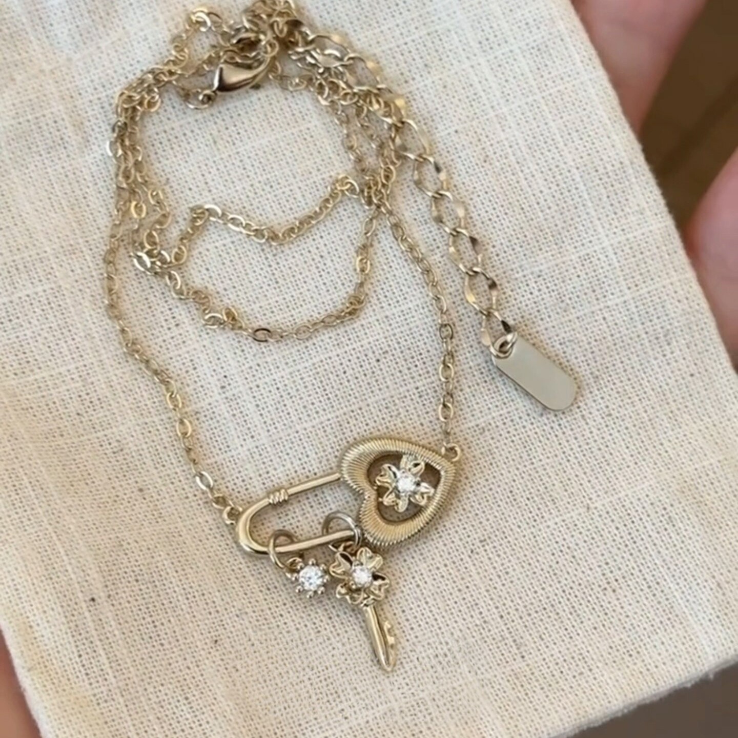 中古vintage咖啡金爱心别针项链