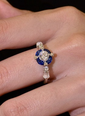 【北极星】灵动蓝宝色闪钻戒指女款小众设计食指戒轻奢高级感指环