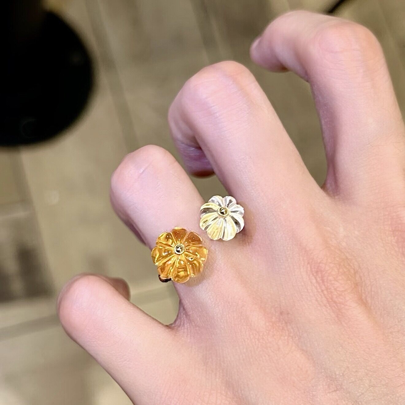 清新通透南瓜双珠扭纹戒指女多色琉璃珠指环简约日常通勤百搭配饰