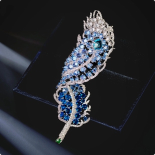 奢华气质羽毛胸针微镶锆石冬季大衣外套西装配饰晚宴礼服高档胸花