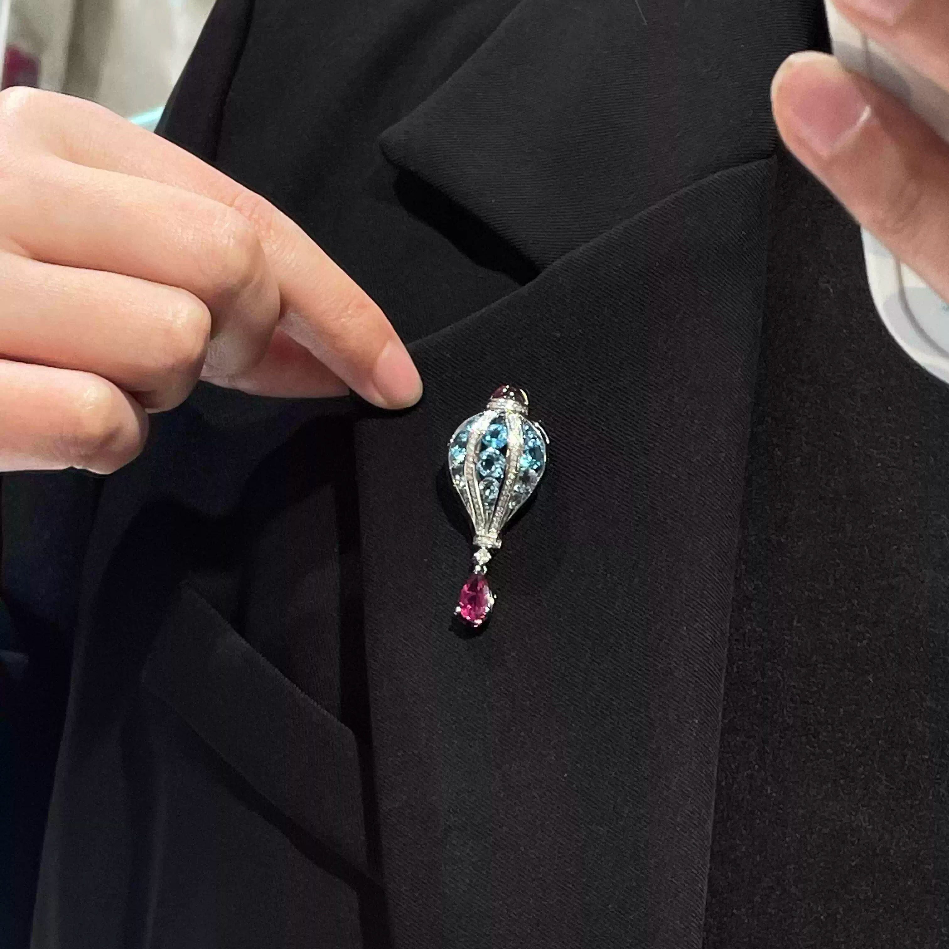 土耳其浪漫热气球点钻胸针精致爆闪别针外套大衣时尚配饰镶嵌装饰,模玩/动漫/周边/娃圈三坑/桌游,动漫徽章/立牌,淘宝优惠券,粉丝福利购,淘宝优惠卷