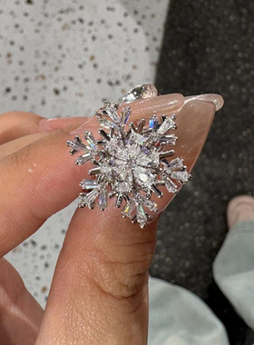 超好看的可旋转雪花戒指重工精致设计感轻奢小众独特碎碎冰食指戒