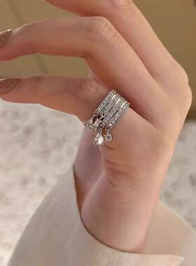 小众排钻白水滴流苏开口食指戒