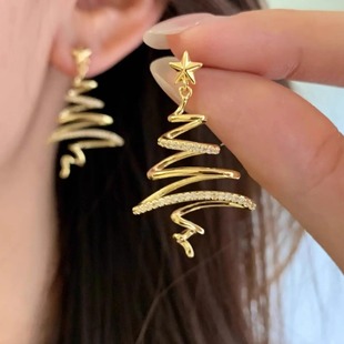 爆闪圣诞树星星耳钉无耳洞耳夹女轻奢高级感小众方圆脸秋冬耳饰品