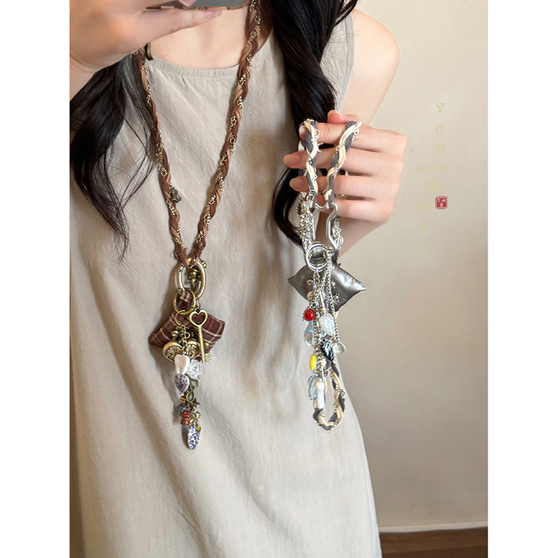 手工编绳长款枕头项链网红百搭小众设计感朋克爱心金属装饰毛衣链