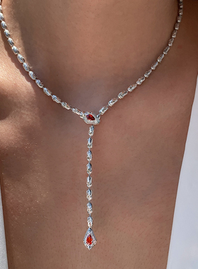 蛇年新款镶钻蛇形项链小众时尚设计锁骨链百搭气质轻奢饰品配饰女