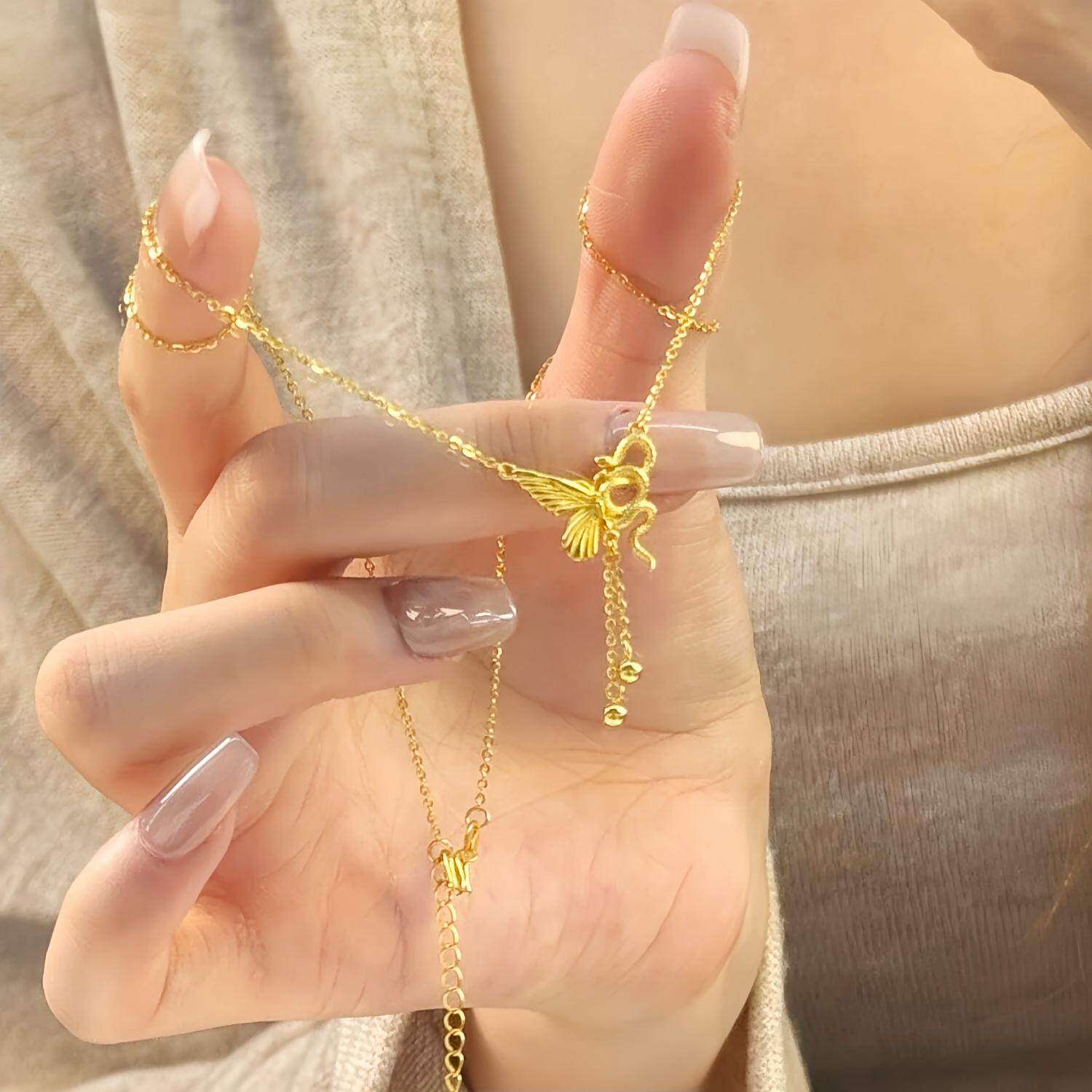 灵蛇与蝴蝶套链精致新中式复古黄金色生肖蛇年蝴蝶流苏百搭锁骨链