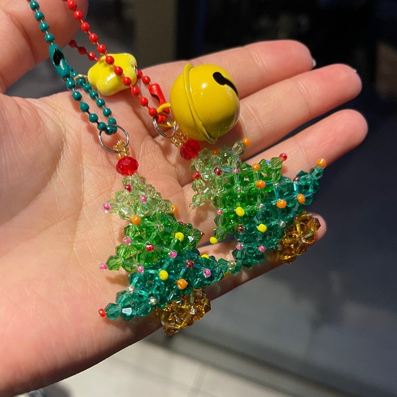 一颗圣诞树！原创可爱手工串珠书包包挂饰钥匙扣铃铛挂件ins礼物