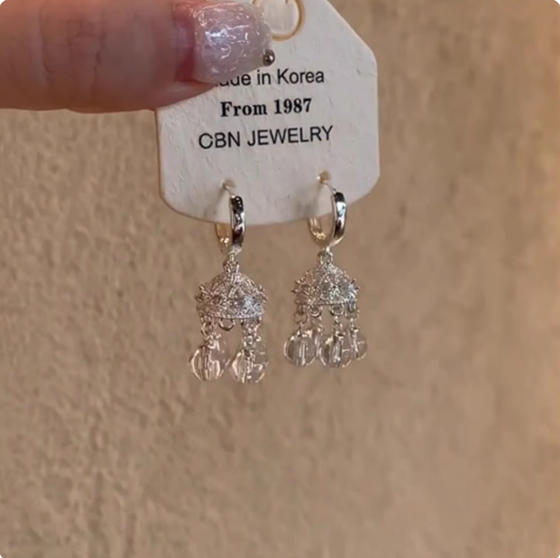 民族风满钻铃铛仿白水晶流苏耳环高级感精致耳饰独特漂亮耳扣耳坠