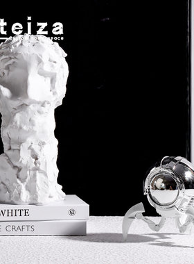 z现代创意个性雕塑样板间酒店家庭客厅家居软装饰品