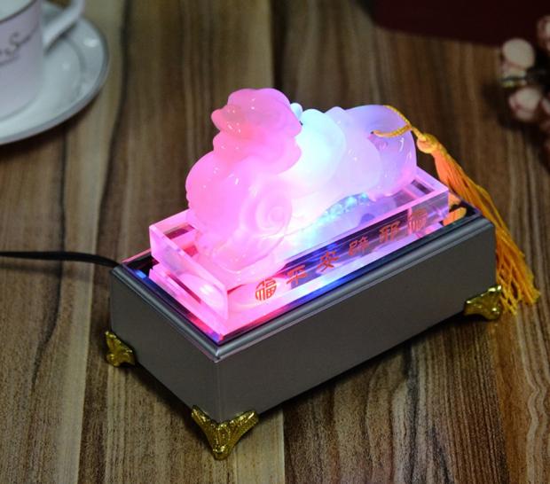 长方形发光底座七彩白灯两档灯光水晶貔貅玻璃玉器展示架摆件长条