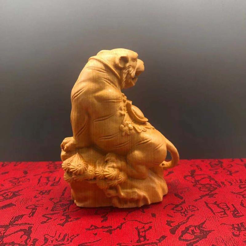 崖柏黄杨木雕猛虎上山生肖动物虎实木摆件工艺品车载家居装饰礼品