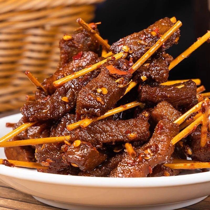 牙签肉湖南特产熟食麻辣黑山羊肉串干香辣零食解馋小零食宵夜速食