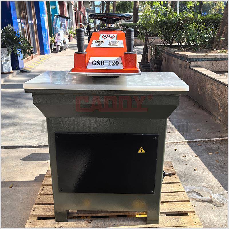 CADY D1摇TDL-A120自动液压摇臂裁断机 2皮革海绵臂式下料机