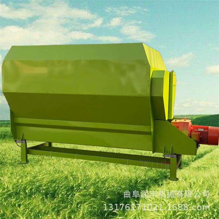 12立方草料搅拌机牧场适应电动拌料机卧式搅拌机源头厂家